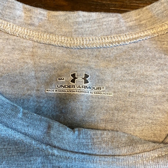 Under Armour, Small - Picture 3 of 4